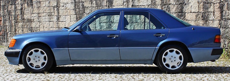 Mercedes-Benz W124 500E